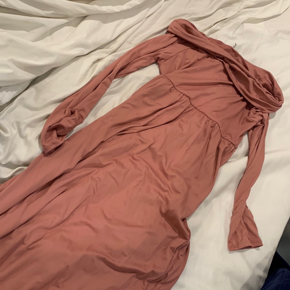 Dusty Pink off shoulder maternity dress motherbee